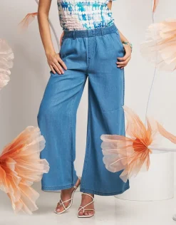 Pantalone largo con elastico e tasche