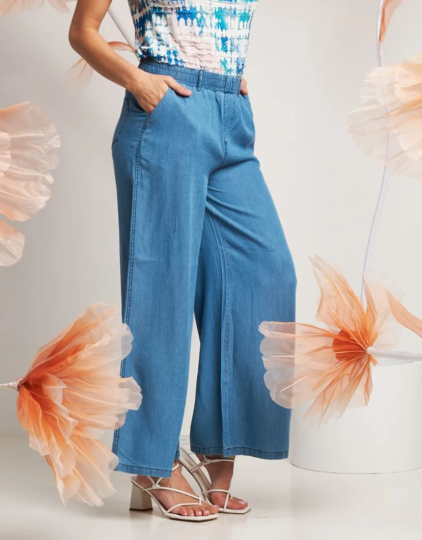 Pantalone largo con elastico e tasche