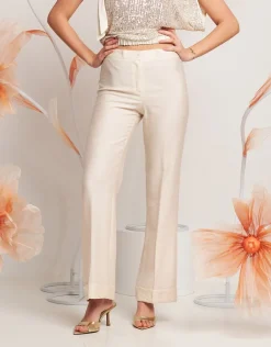 Pantalone largo effetto mosso con risvolto