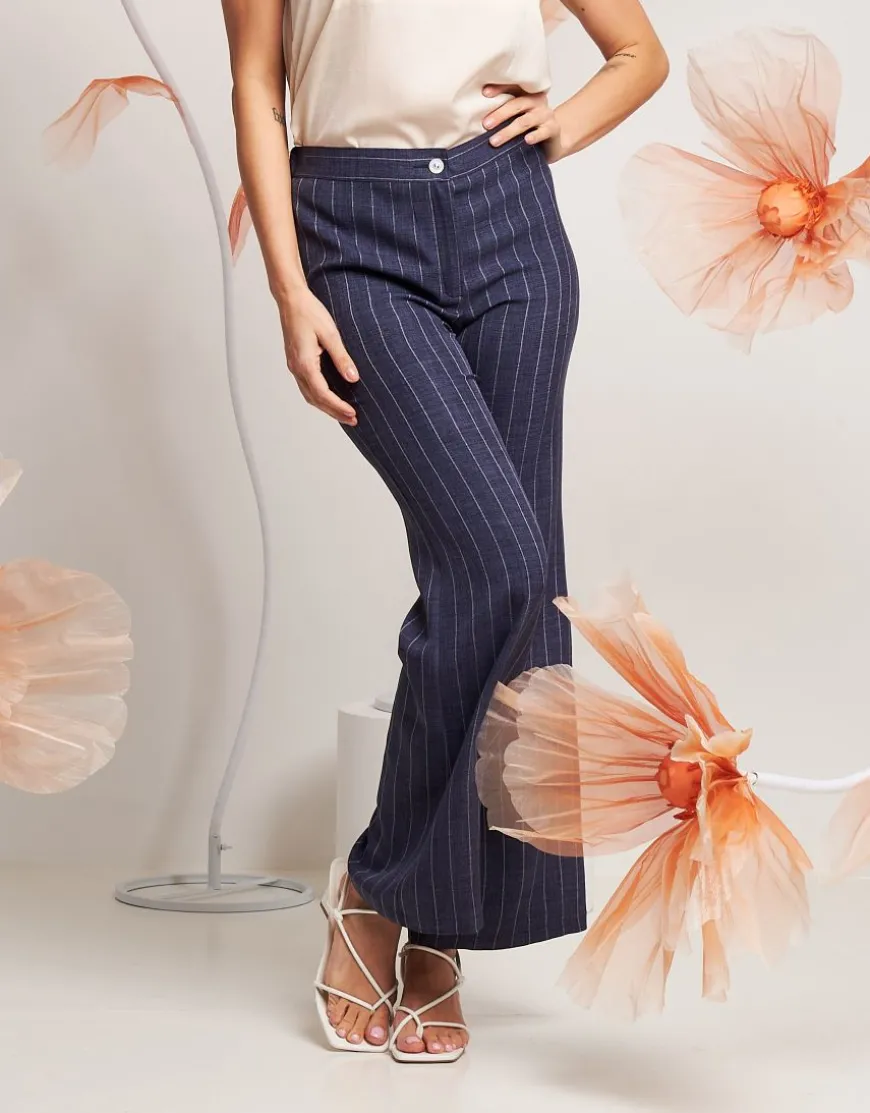 Pantalone largo in gessato denim