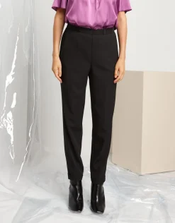 Pantalone nero in tessuto fluido