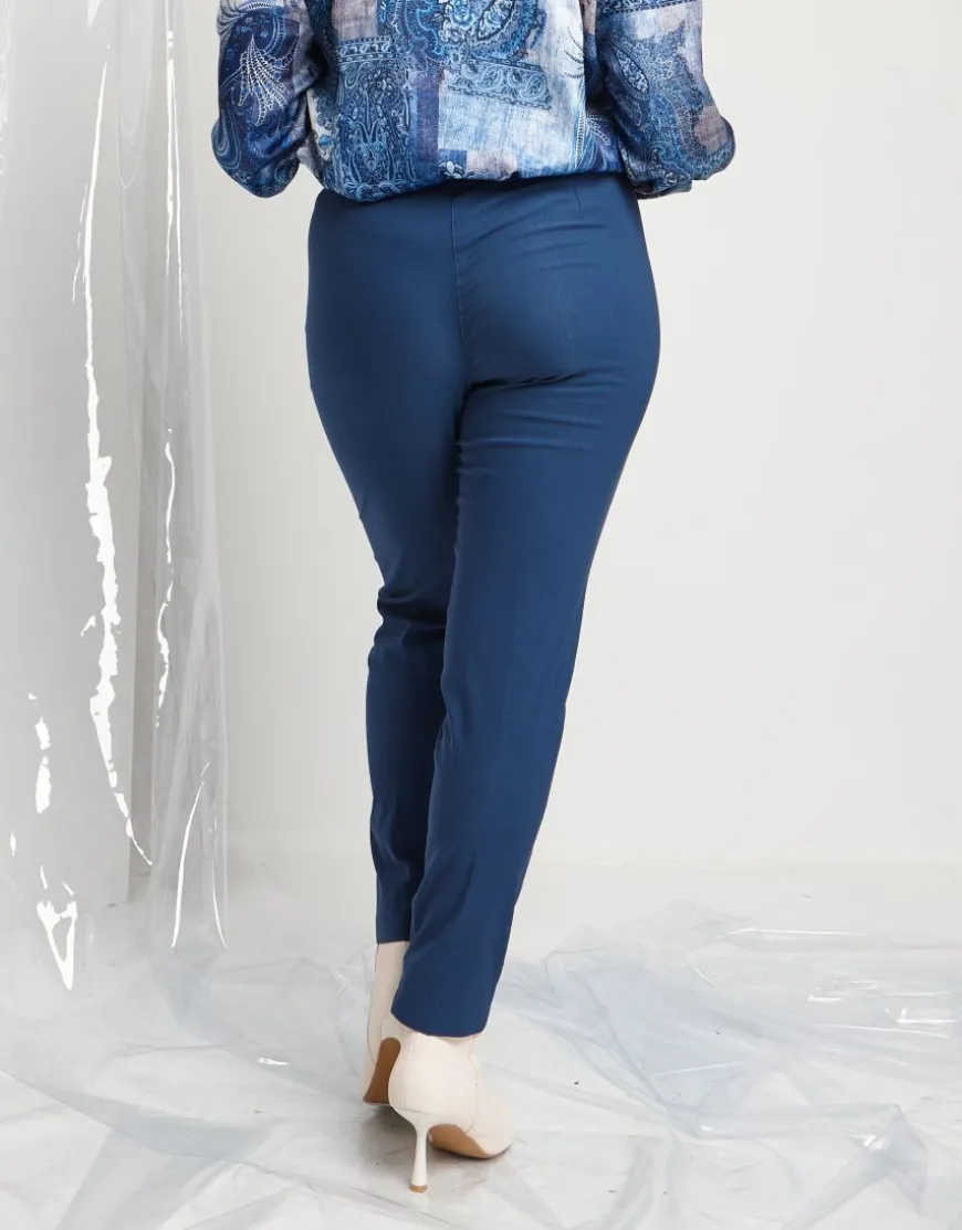 Pantalone skinny con elastico in vita