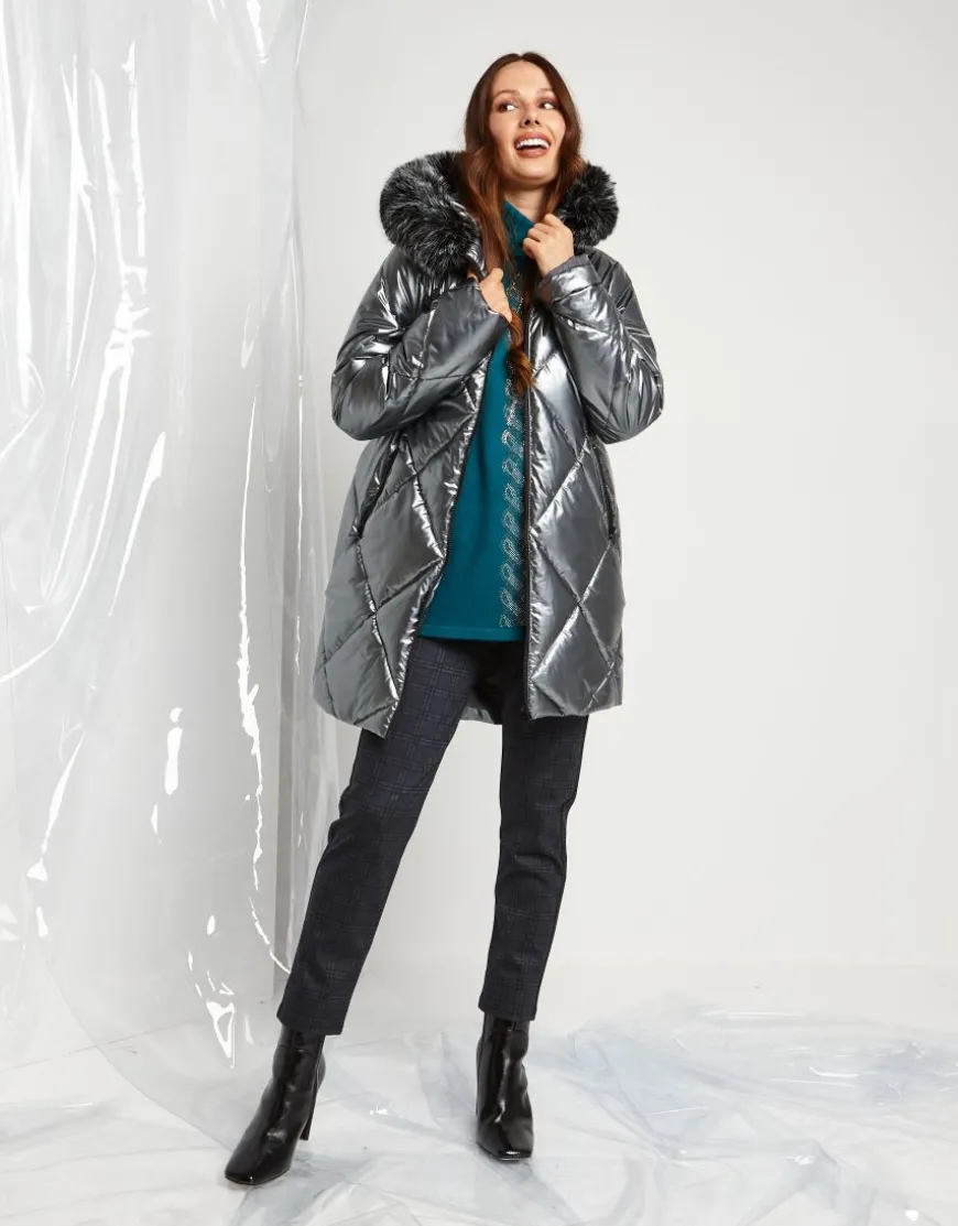 Piumino con bordo in ecopelliccia