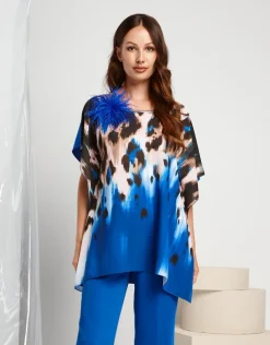 Poncho con fronte fantasia animalier e spallina