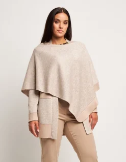 Poncho in maglia con riporti