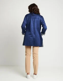 Spolverino in ecosuede con dettaglio