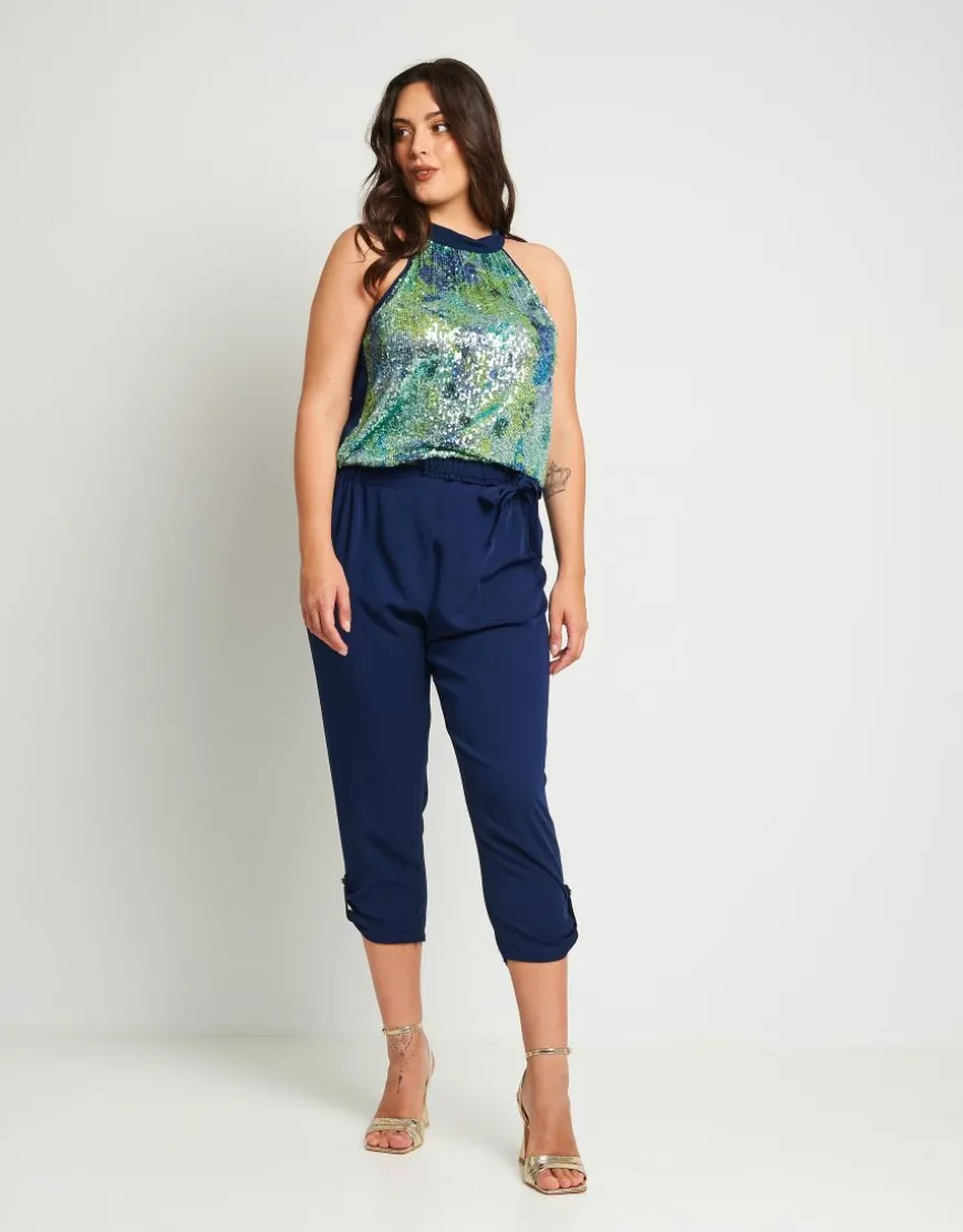 Top con scollo all'americana