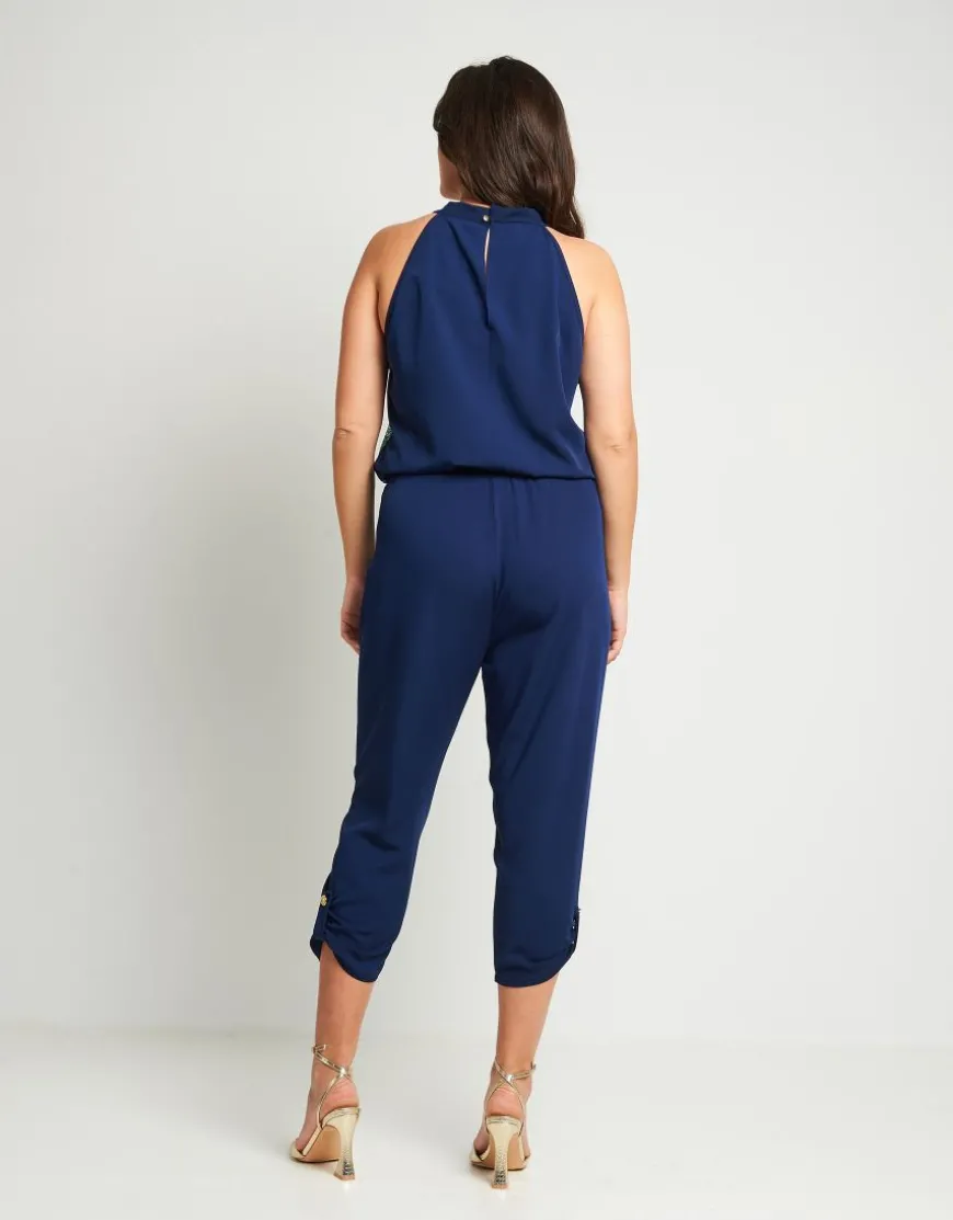 Top con scollo all'americana