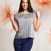 Top in raso con spalla risvoltata