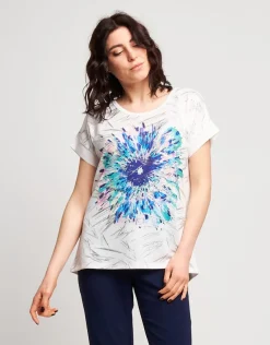 T-shirt con stampa e risvolti