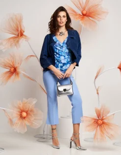 T-shirt in tulle con maniche ad aletta