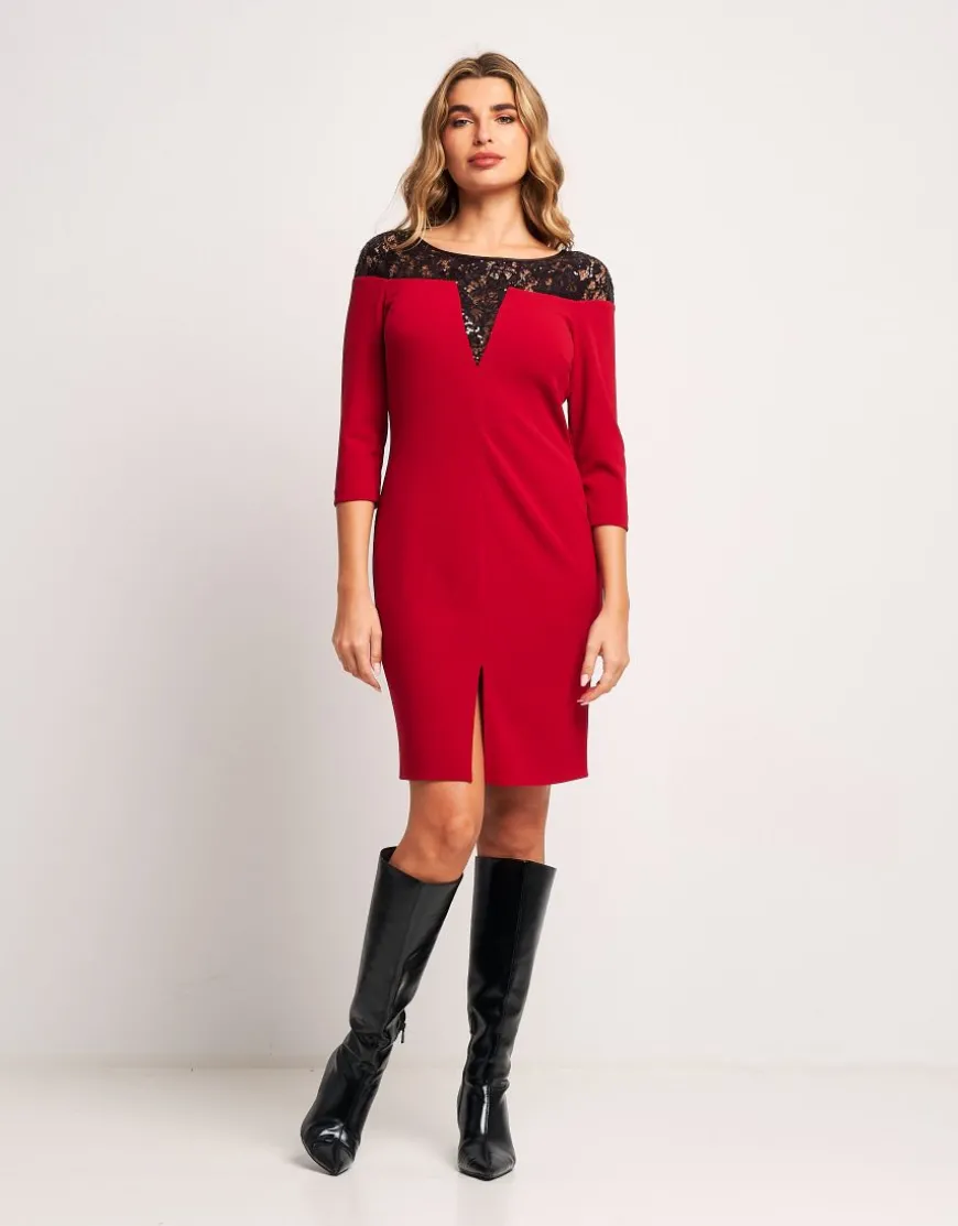 Tubino con spacco e pizzo con paillettes