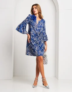 Vestito ad A con volant e accessorio
