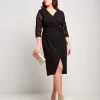 Vestito con drappeggio e pizzo