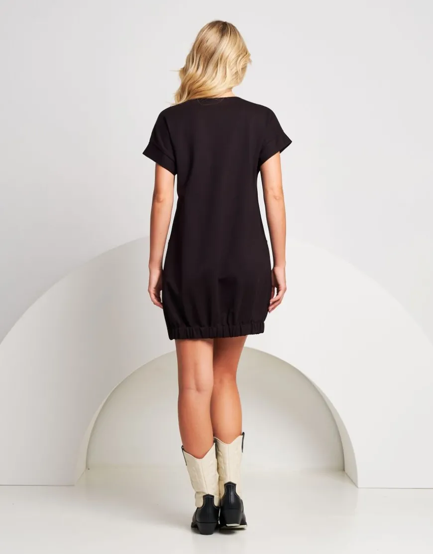 Vestito con elastico e dettagli di paillettes