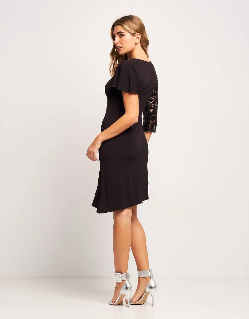 Vestito con manica in pizzo e paillettes