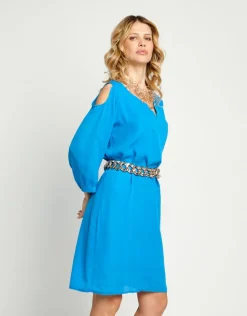 Vestito con oblò e catena oro