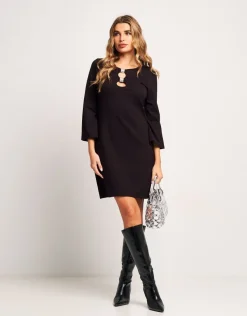 Vestito con oblò e passanti gioiello