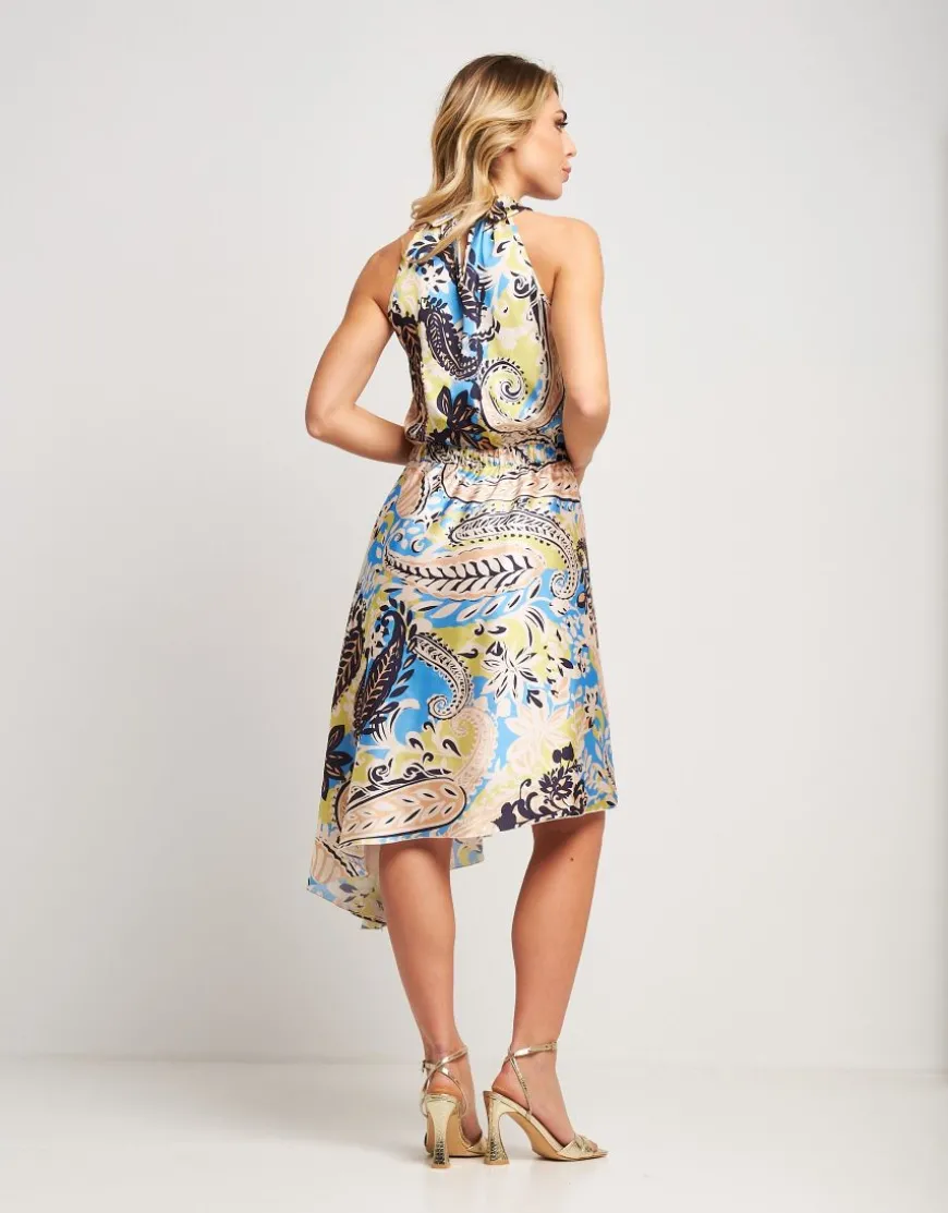 Vestito con scollo all'americana