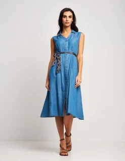 Vestito in denim con tasche e cintura