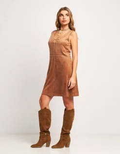 Vestito in ecosuede con borchie