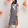Vestito lungo con applicazione floreale